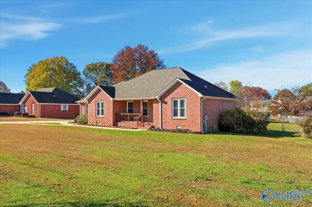 16099 Mooresville Road, Athens, AL 35613
