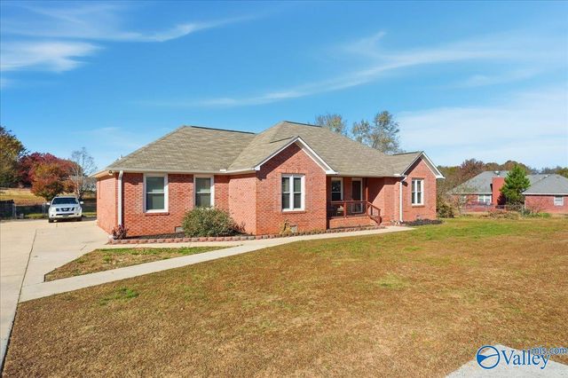 16099 Mooresville Road, Athens, AL 35613