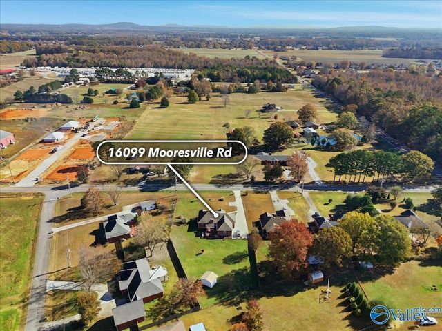 16099 Mooresville Road, Athens, AL 35613