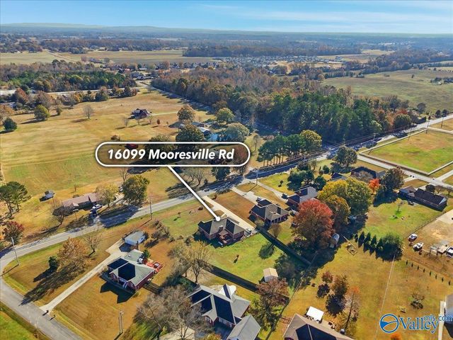 16099 Mooresville Road, Athens, AL 35613