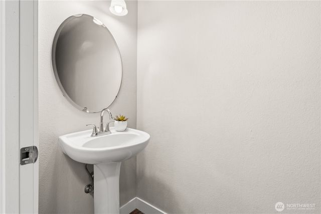 7258 176th St Ct E, Puyallup, WA 98375