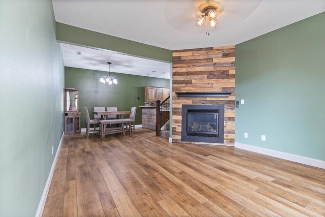 13865 Hyacinth Drive, Rogers, MN 55374