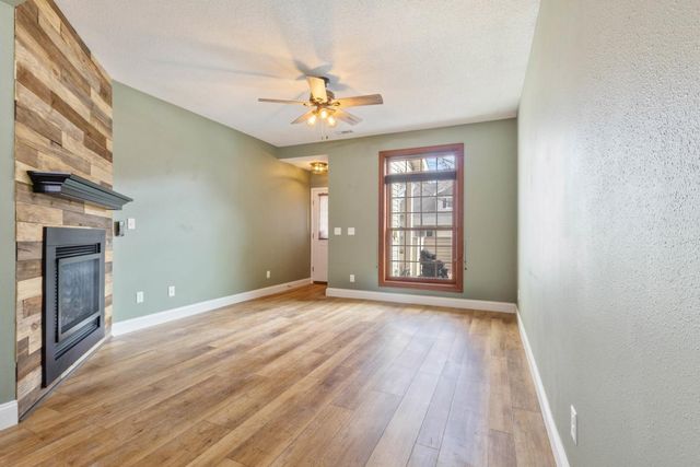 13865 Hyacinth Drive, Rogers, MN 55374