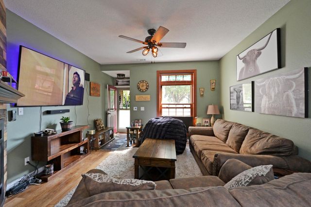 13865 Hyacinth Drive, Rogers, MN 55374