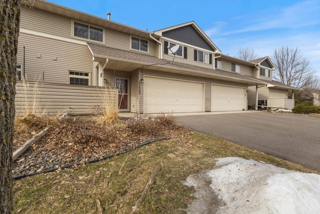 13865 Hyacinth Drive, Rogers, MN 55374