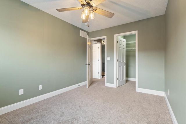 13865 Hyacinth Drive, Rogers, MN 55374