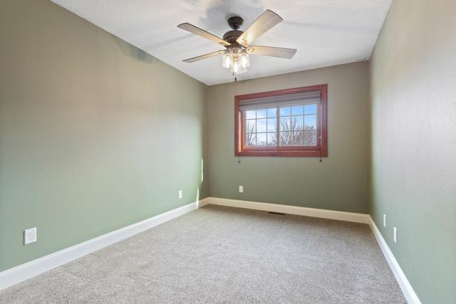 13865 Hyacinth Drive, Rogers, MN 55374