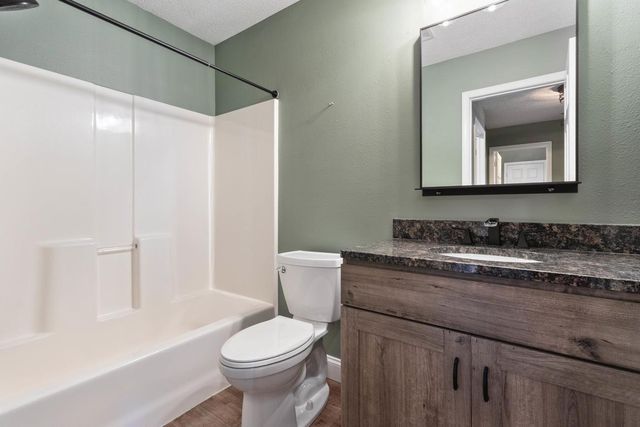 13865 Hyacinth Drive, Rogers, MN 55374