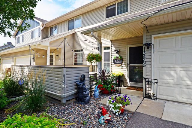 13865 Hyacinth Drive, Rogers, MN 55374