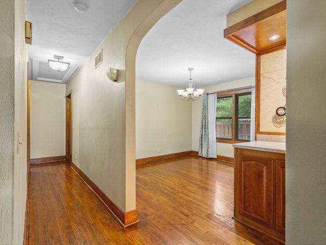 512 S Elida Street, Winnebago, IL 61088