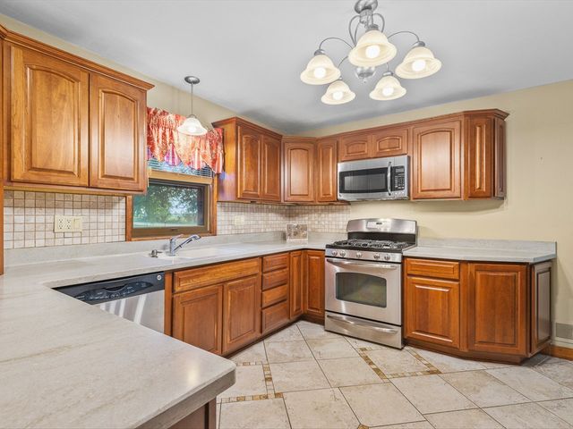 512 S Elida Street, Winnebago, IL 61088