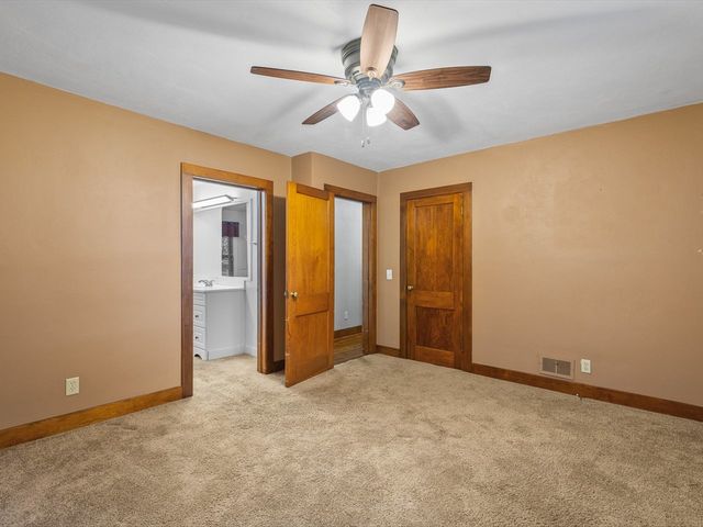 512 S Elida Street, Winnebago, IL 61088