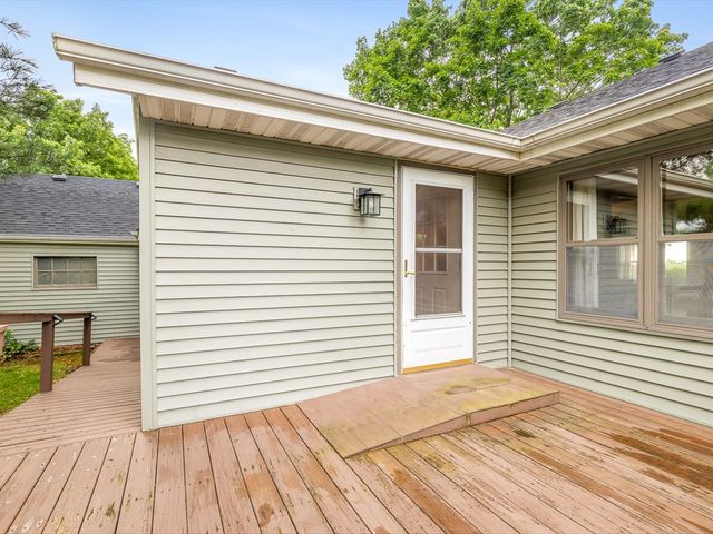 512 S Elida Street, Winnebago, IL 61088