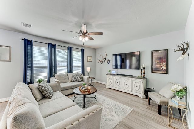 23831 Pennington Hills Drive, Spring, TX 77389