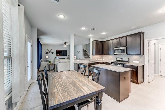 23831 Pennington Hills Drive, Spring, TX 77389