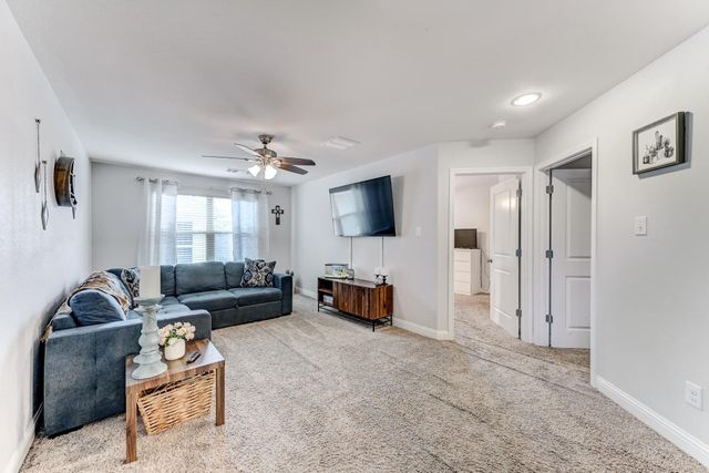 23831 Pennington Hills Drive, Spring, TX 77389