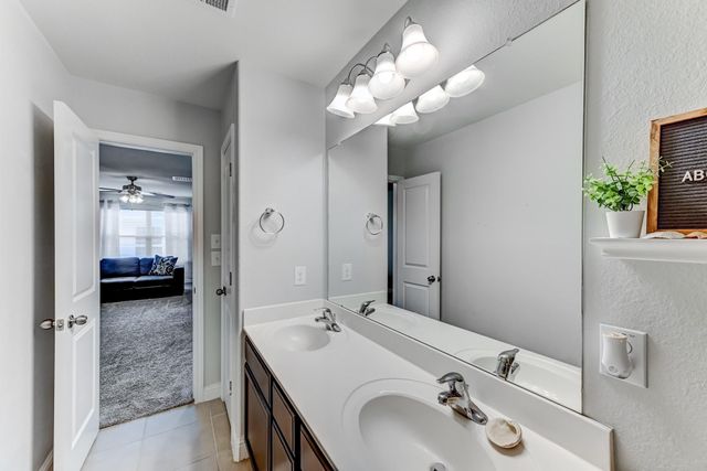 23831 Pennington Hills Drive, Spring, TX 77389