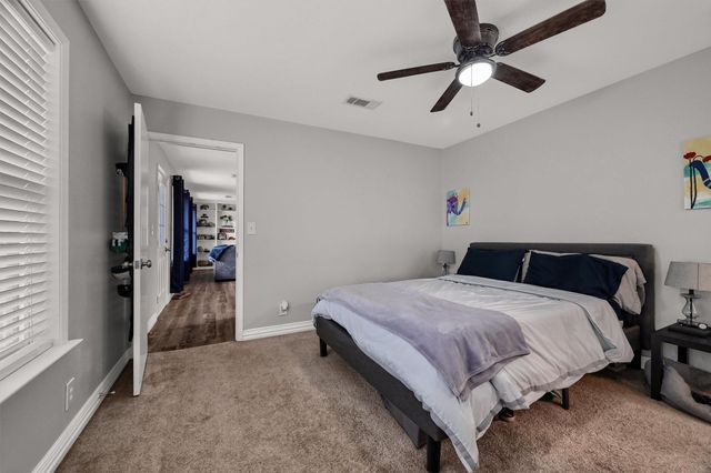 143 E Mohave Drive, Lake Kiowa, TX 76240