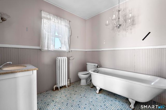 4 Fairview Terrace, Derby, CT 06418