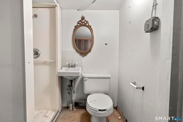 4 Fairview Terrace, Derby, CT 06418