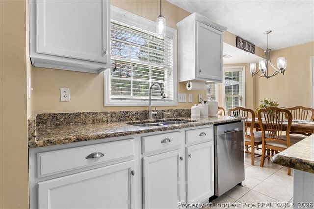 178 King Road, Fayetteville, NC 28306