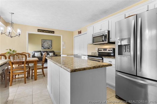 178 King Road, Fayetteville, NC 28306