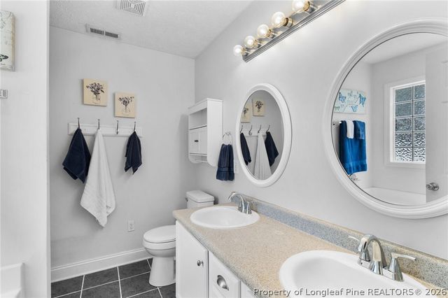 178 King Road, Fayetteville, NC 28306