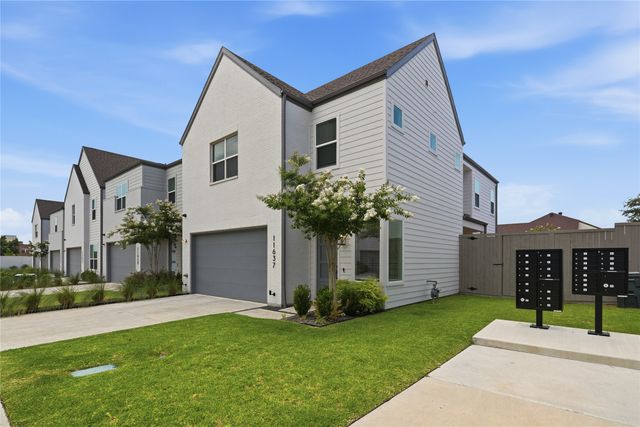 11637 Liberty Commons, Dallas, TX 75206