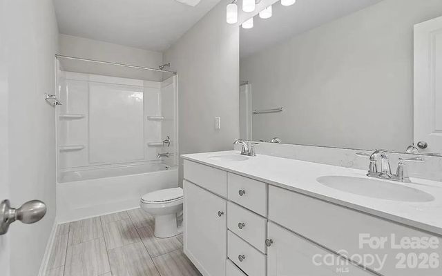 4213 Stoneygreen Lane, Charlotte, NC 28215