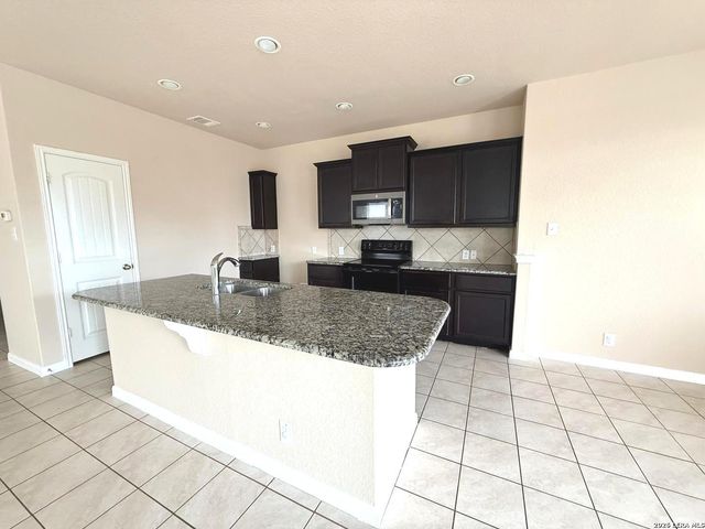 474 Centinela, New Braunfels, TX 78130