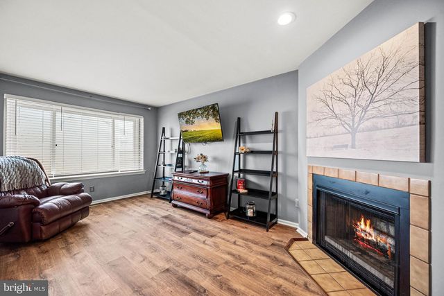 46 SAWGRASS LN, Newtown Square, PA 19073