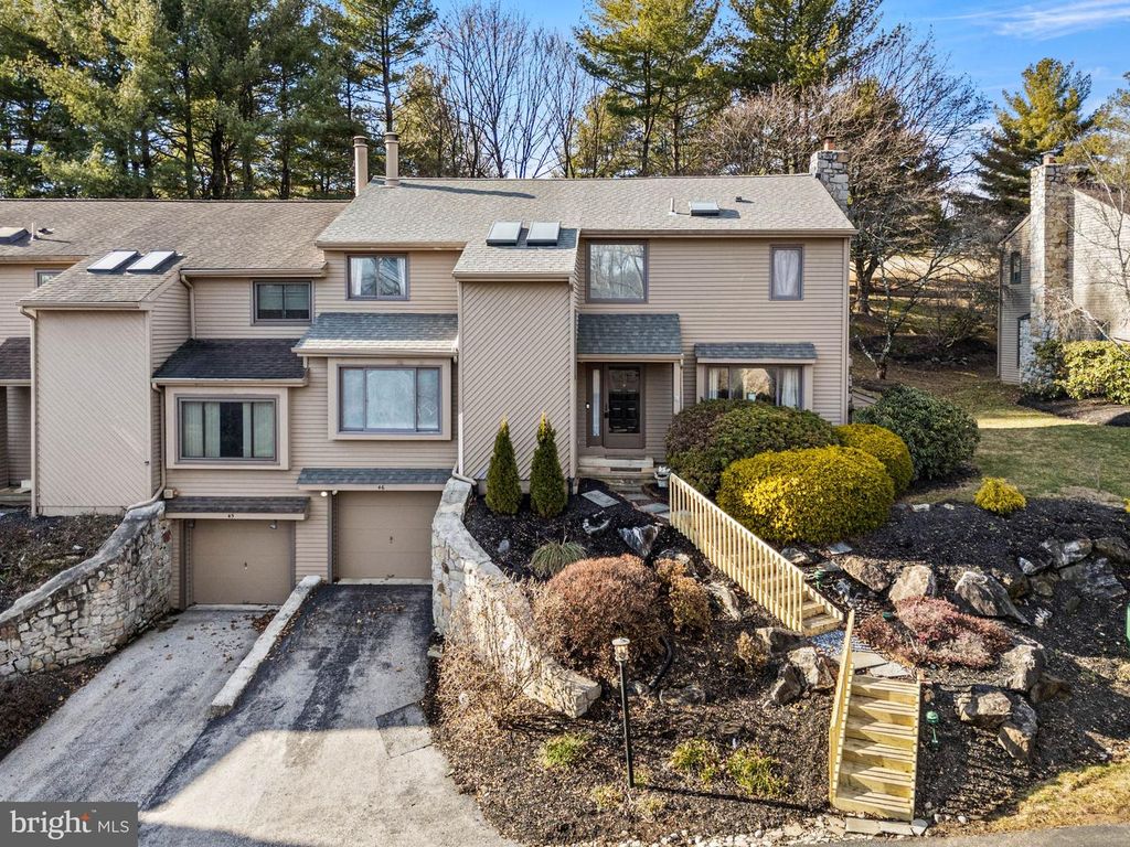 46 SAWGRASS LN, Newtown Square, PA 19073