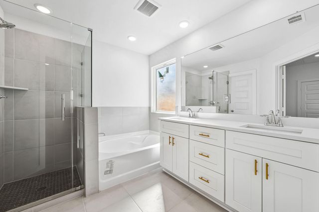 427 Zeus Mountain Drive, Crosby, TX 77532