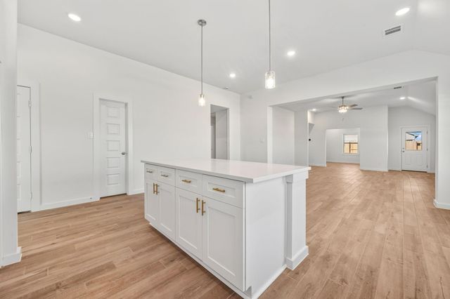 427 Zeus Mountain Drive, Crosby, TX 77532