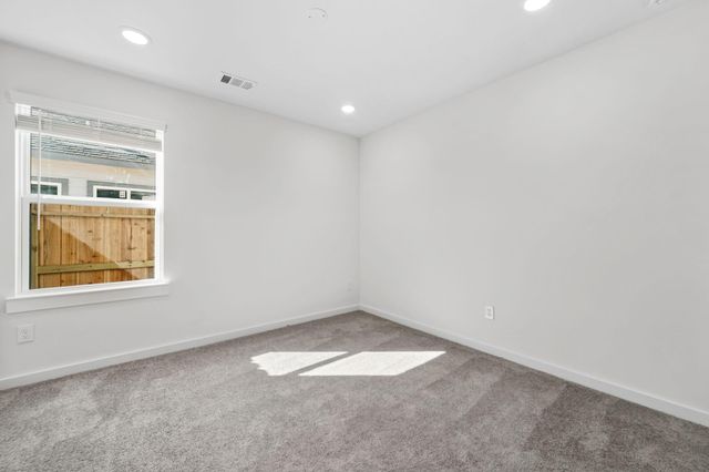 427 Zeus Mountain Drive, Crosby, TX 77532