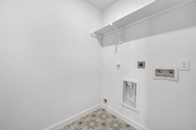 427 Zeus Mountain Drive, Crosby, TX 77532