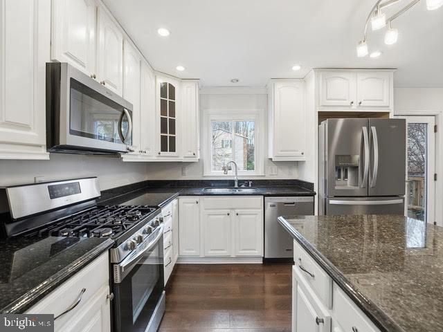 3026 WINTER PINE CT, Fairfax, VA 22031