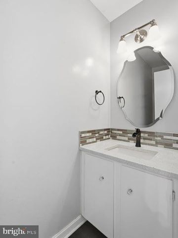 3026 WINTER PINE CT, Fairfax, VA 22031