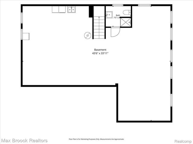 17825 Kinross Avenue, Beverly Hills Village, MI 48025