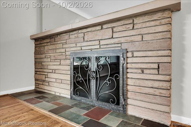 17825 Kinross Avenue, Beverly Hills Village, MI 48025