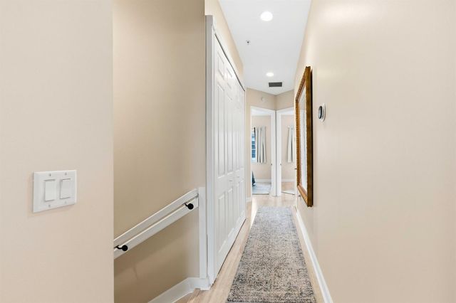 11850 Valencia Gardens Avenue, Palm Beach Gardens, FL 33410