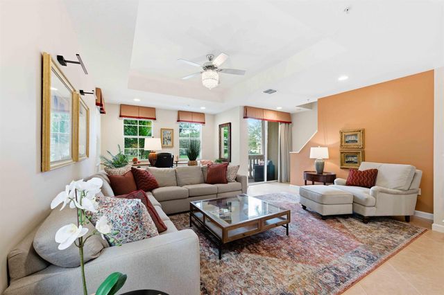 11850 Valencia Gardens Avenue, Palm Beach Gardens, FL 33410