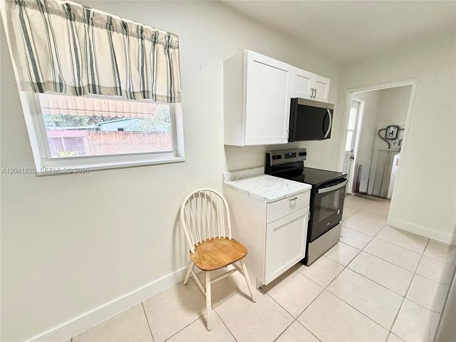 1311 N 69th Avenue, Hollywood, FL 33024