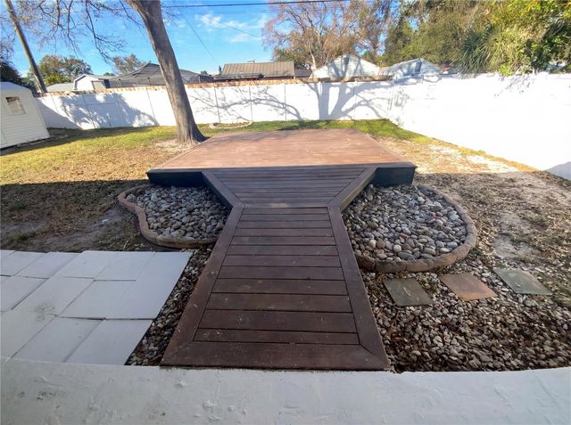 6955 80TH AVENUE N, Pinellas Park, FL 33781