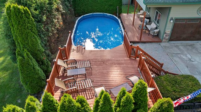 7990 Marsh Road, Cottrellville Twp, MI 48039