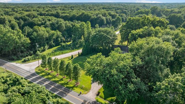7990 Marsh Road, Cottrellville Twp, MI 48039
