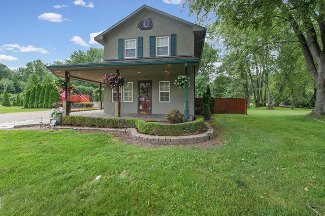 7990 Marsh Road, Cottrellville Twp, MI 48039