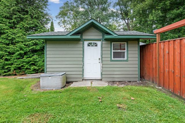 7990 Marsh Road, Cottrellville Twp, MI 48039