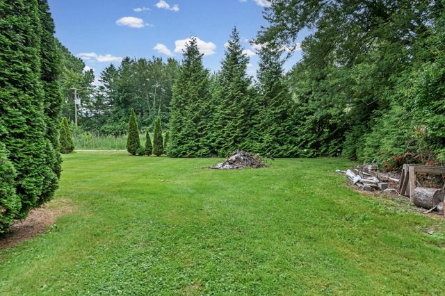 7990 Marsh Road, Cottrellville Twp, MI 48039