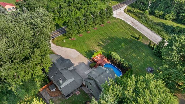 7990 Marsh Road, Cottrellville Twp, MI 48039